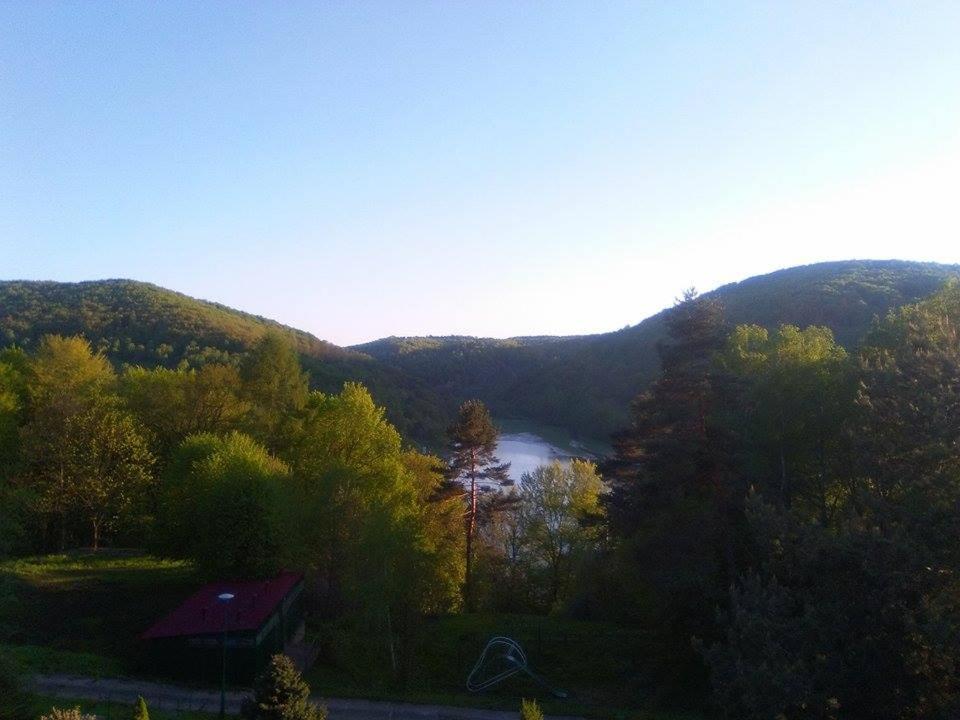 Osrodek Wypoczynkowy " Bieszczady" Hotel Myczkowce Exterior foto